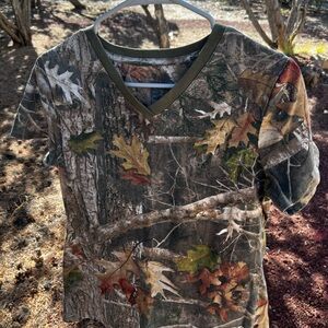 SHE Camo Leaf Print Women’s T-Shirt